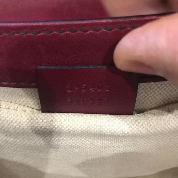 Gucci Handbags - Picture 2 of 8